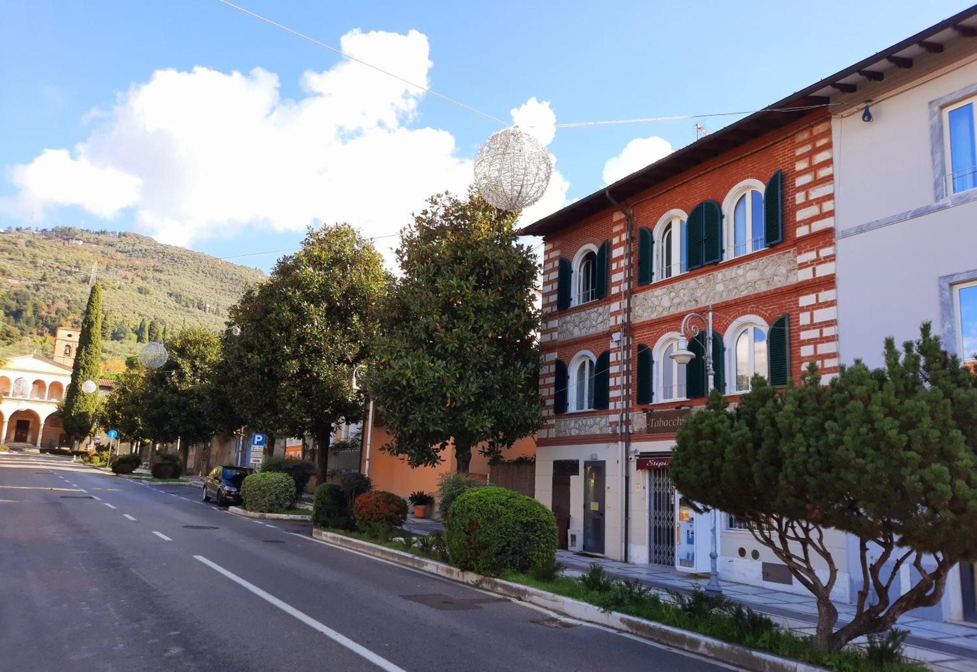 Art Hotel Pietrasanta Exterior photo