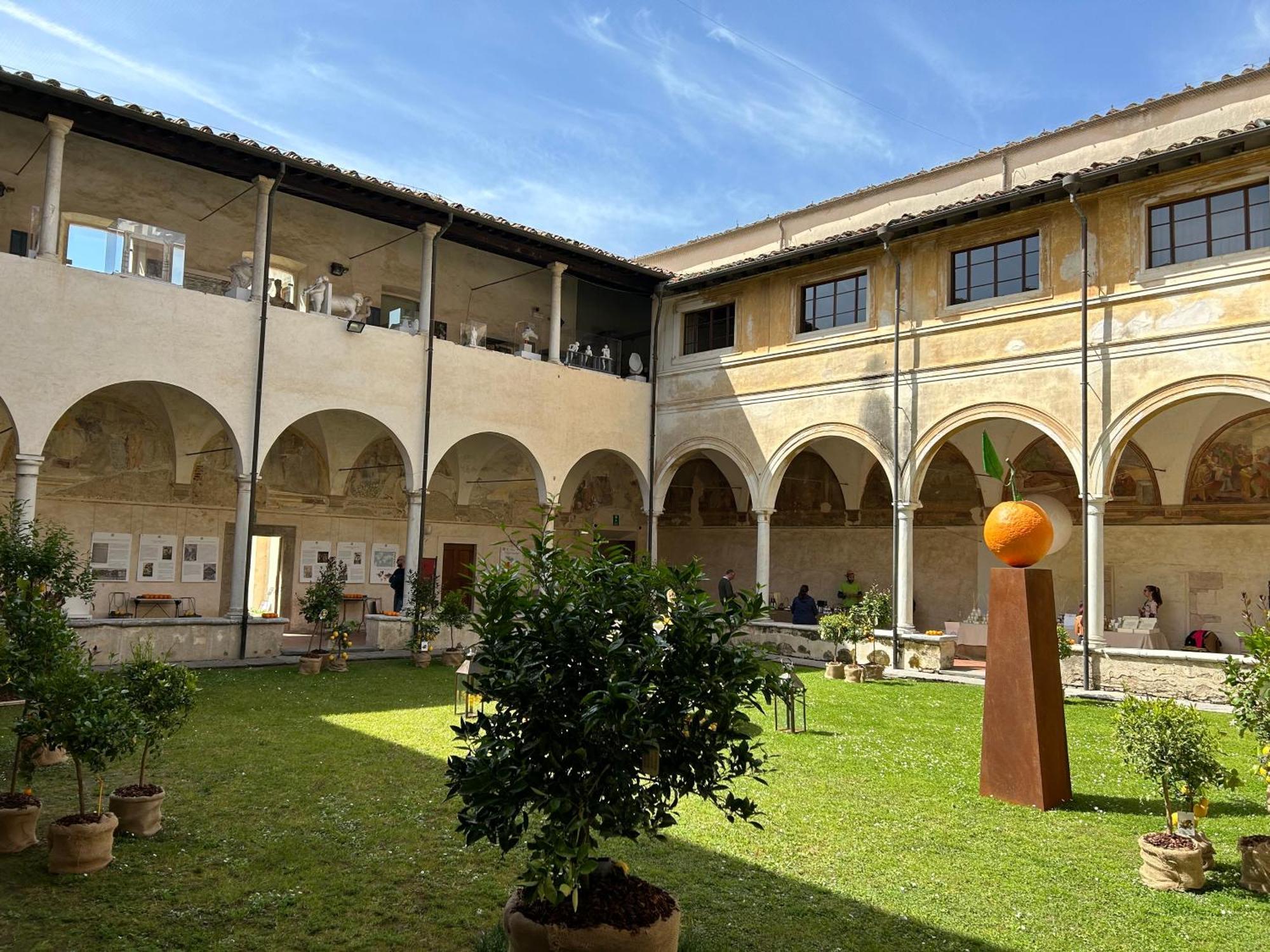 Art Hotel Pietrasanta Exterior photo