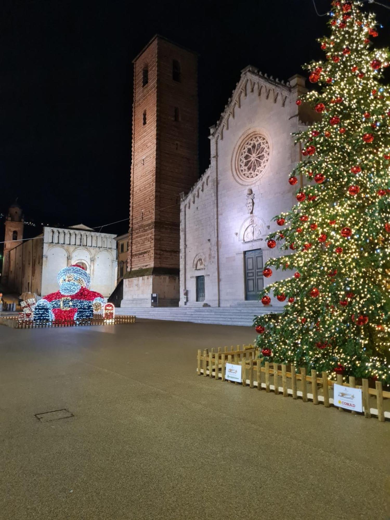 Art Hotel Pietrasanta Exterior photo